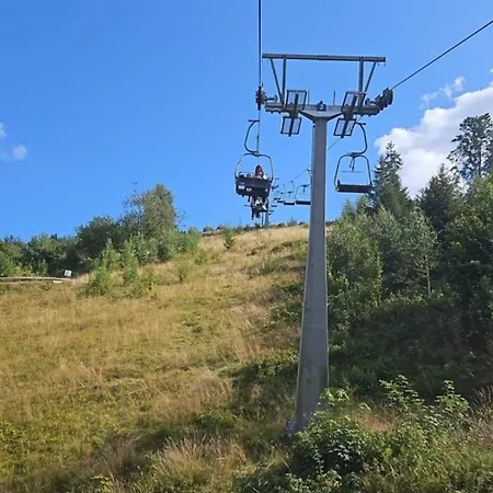 Pfeiffer Klein דירה *